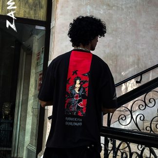 Itachi Uchiha / Oversized T-Shirt